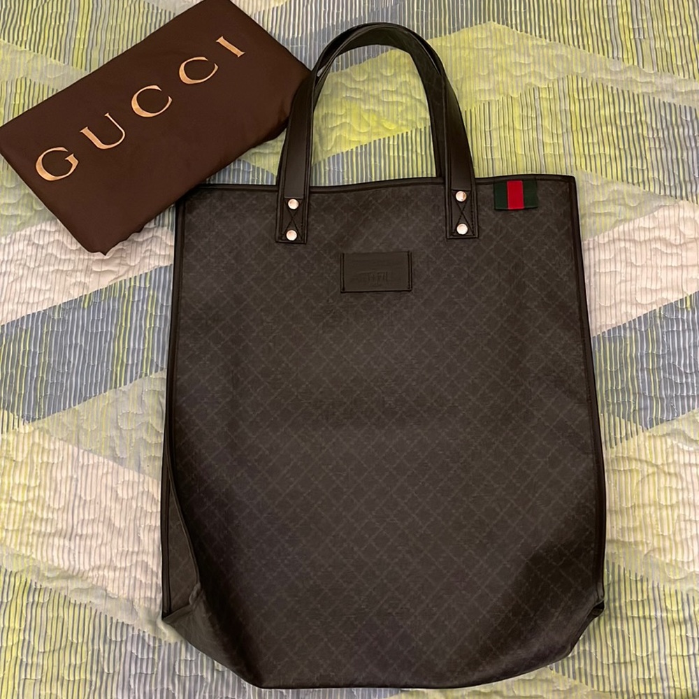 Authentic Gucci Tote Diamond Print ✨